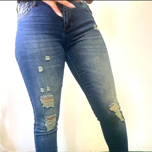 Women's skinny distressed blue jeans various sizes - Picture 2 of 5